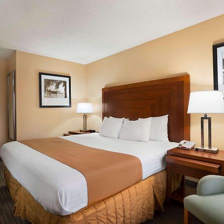 Days Inn By Wyndham Jacksonville Airport Exterior foto