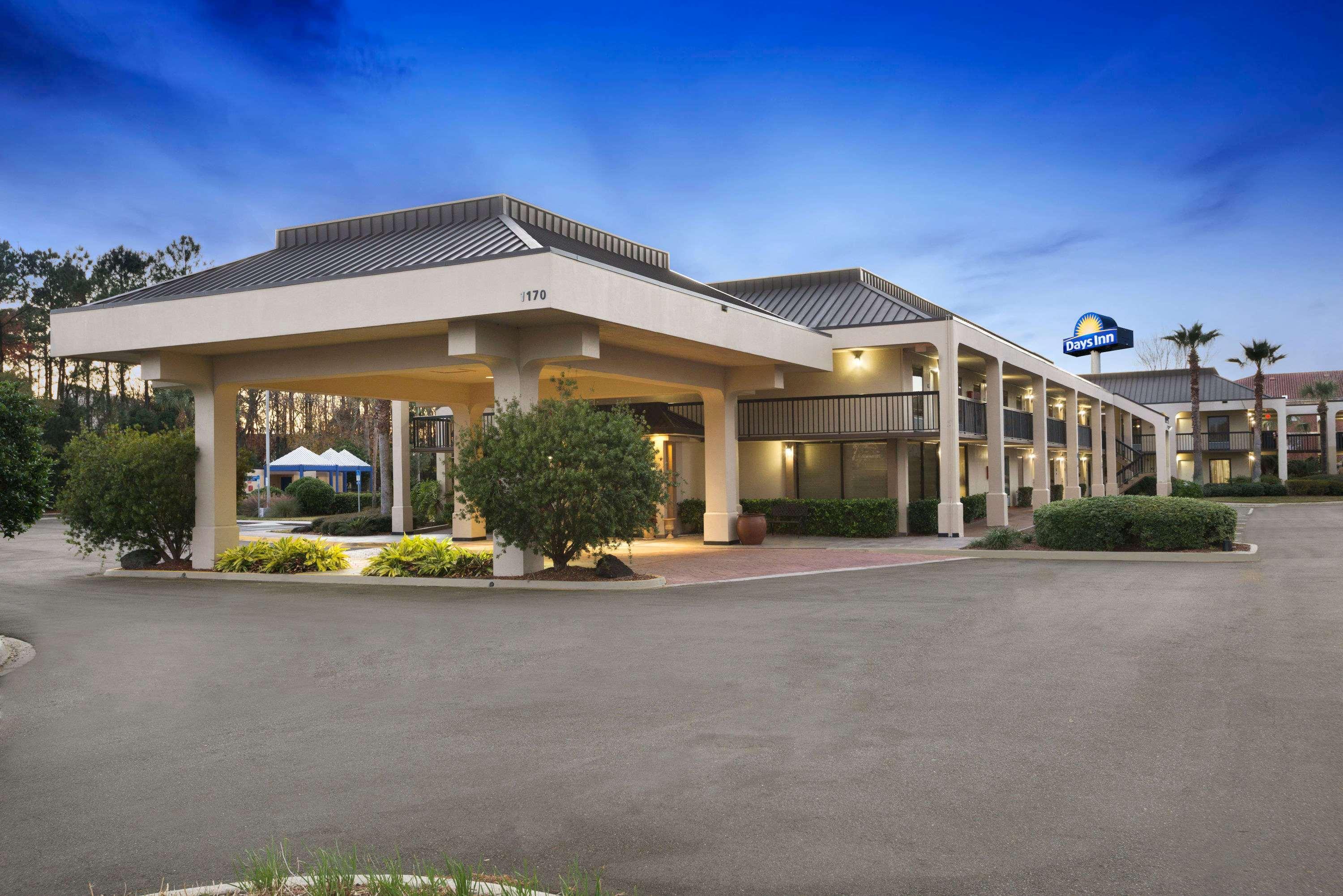 Days Inn By Wyndham Jacksonville Airport Exterior foto