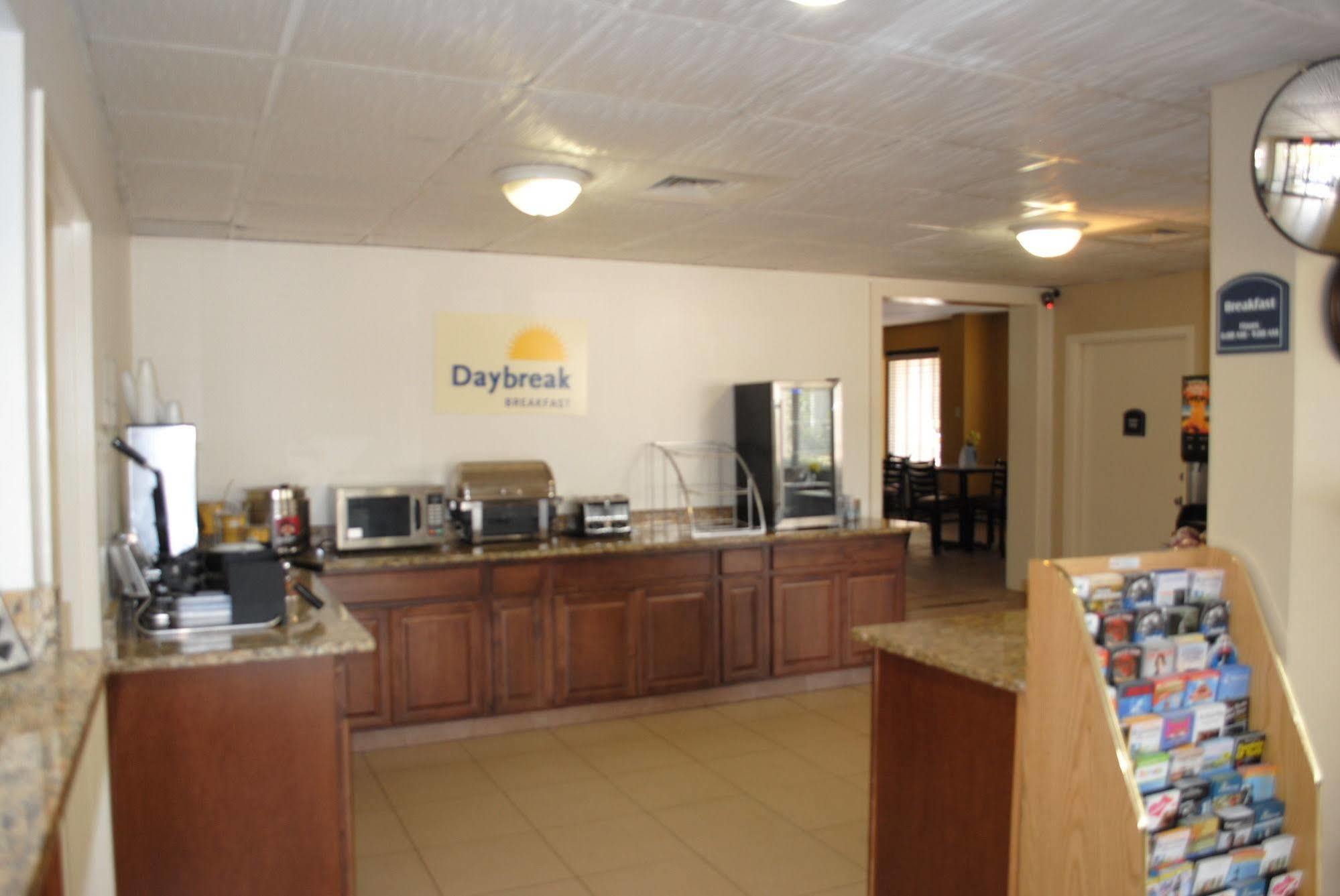 Days Inn By Wyndham Jacksonville Airport Exterior foto